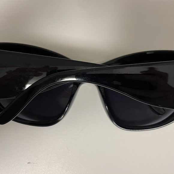 Oversized cat-eye glasses - Picture 2 of 2